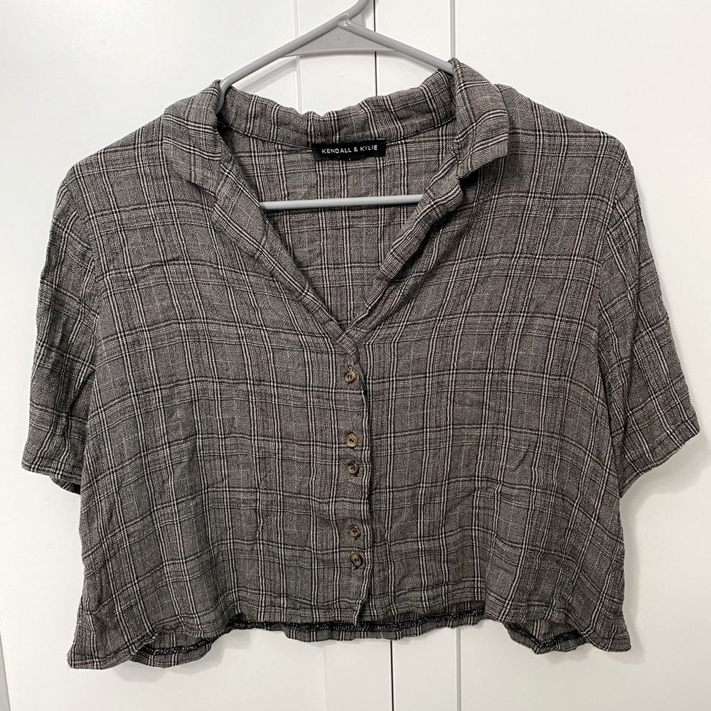 Brandy Melville Cropped Plaid Button Down